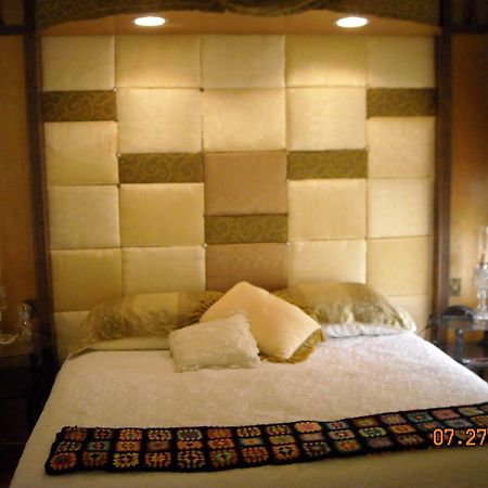 הנדרסון Lamplight Inn חדר תמונה